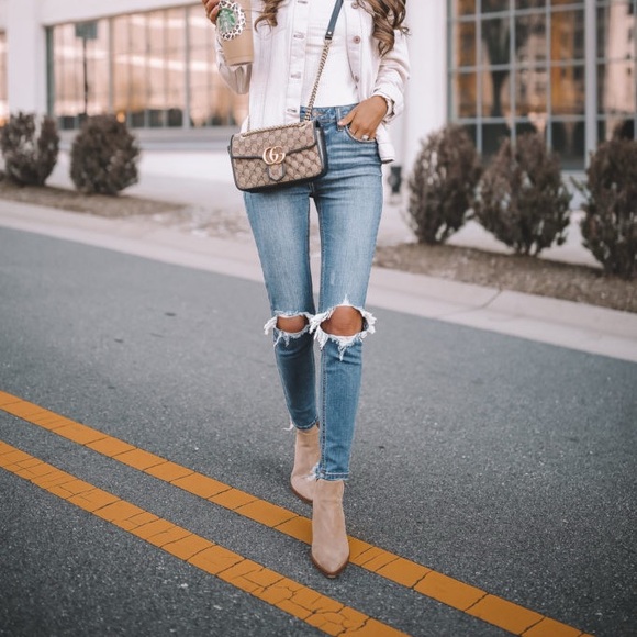 Vince Camuto Gigietta Booties - Picture 1 of 9